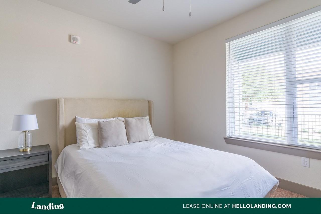 300 Enclave Drive - Photo 4 of 50