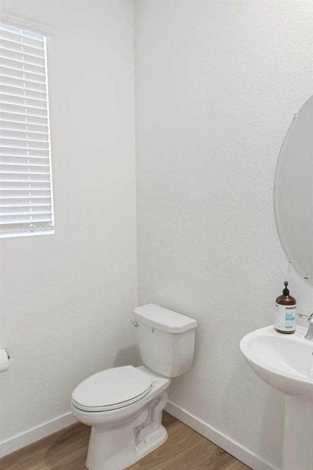 4261 Fellows Dr - Photo 3 of 10