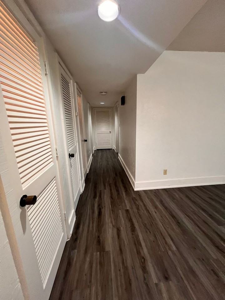 602 Olde Camelot Cir - Photo 6 of 11