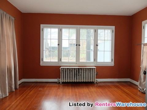 23 W 48th St - Photo 2 of 9