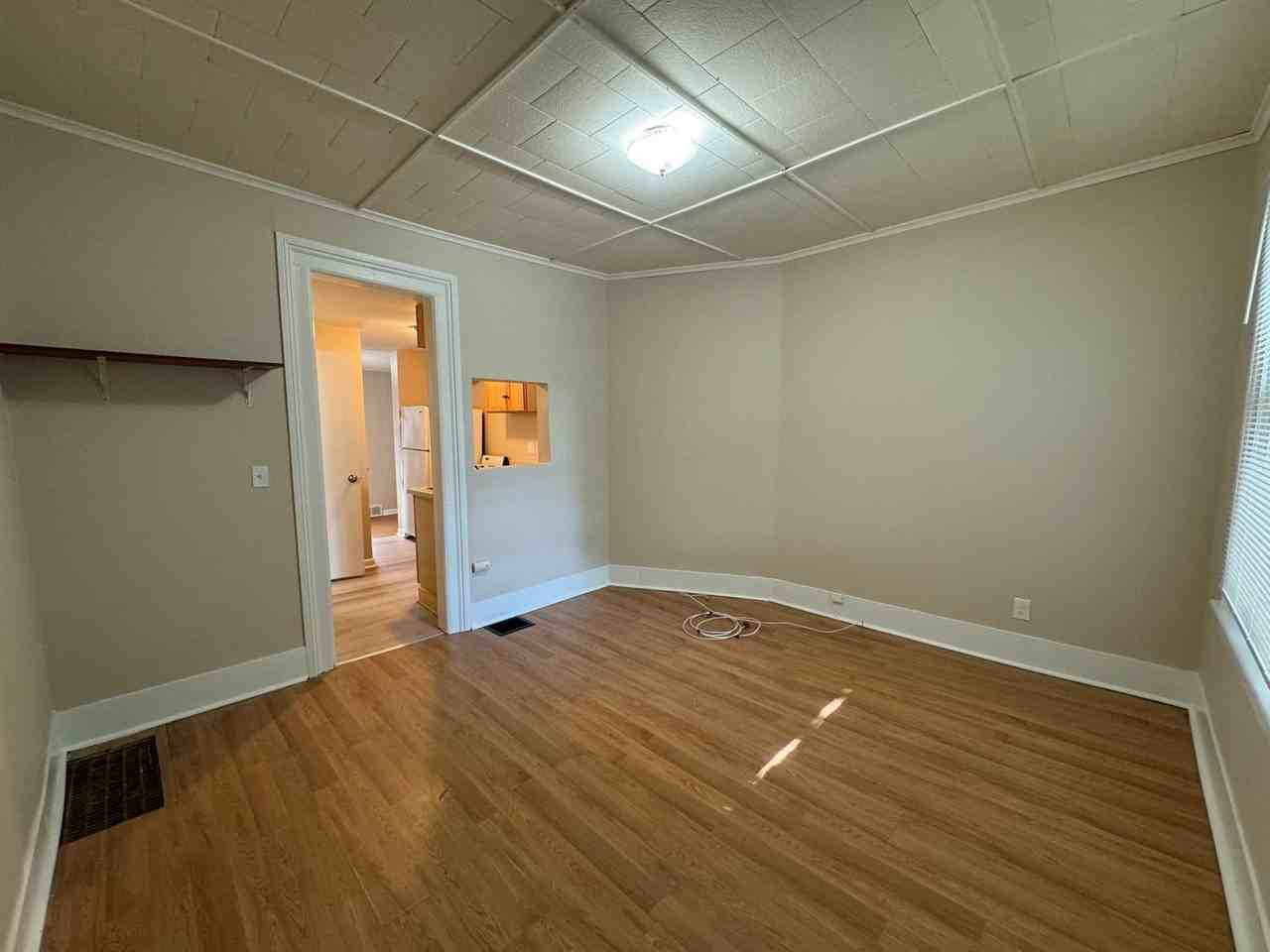82 Harvard Street - Photo 7 of 42