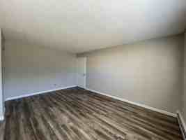 featured image of 1004 E Jefferson Rd