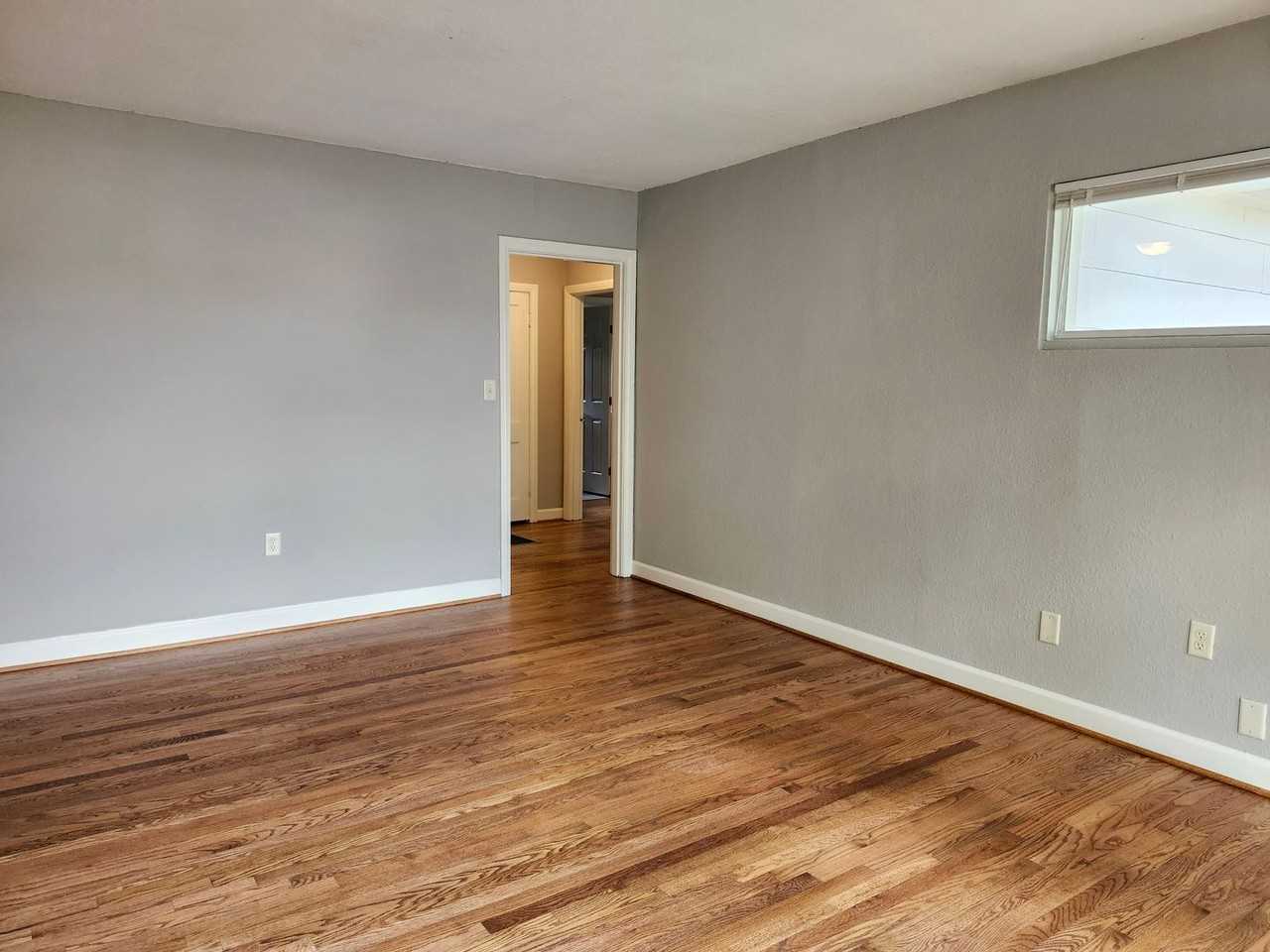 6108 Schofield Ave - Photo 3 of 17