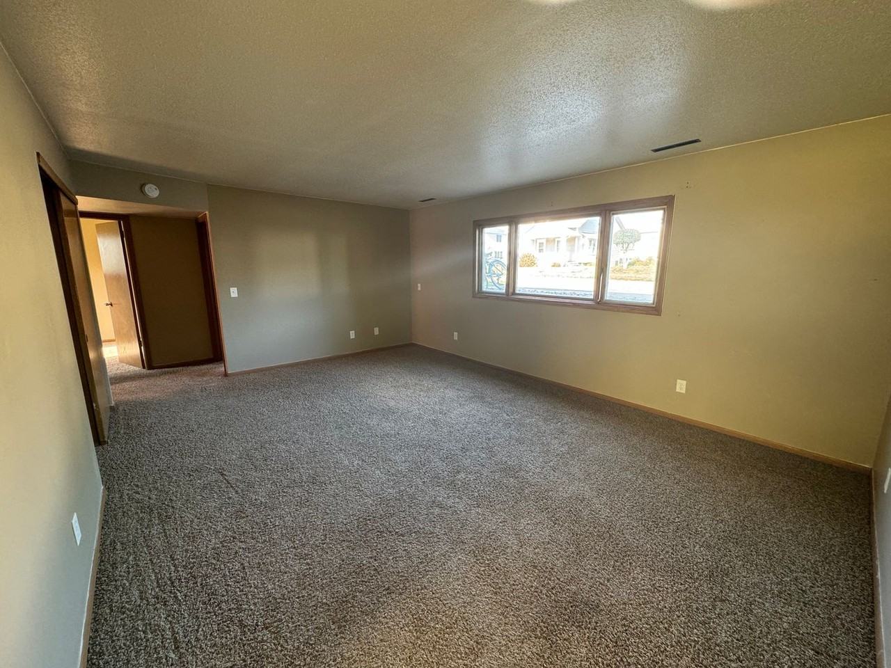 Acorn Ridge Properties - Photo 2 of 4