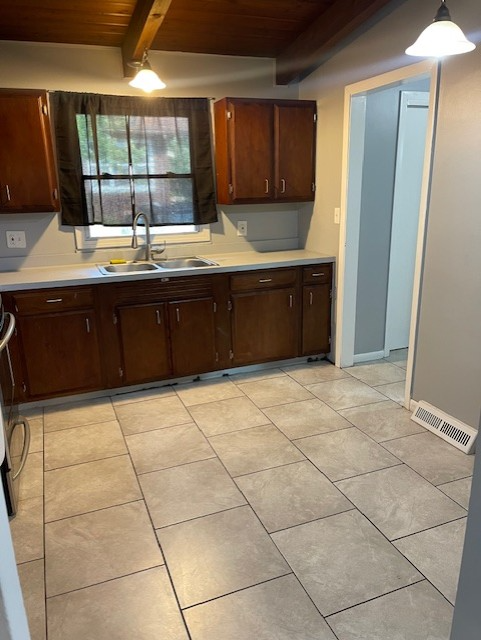 219 Fernwood Hammond - Photo 4 of 9