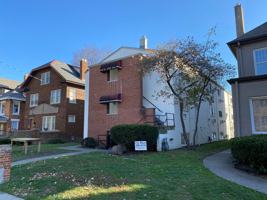featured image of 47 E 17th Ave