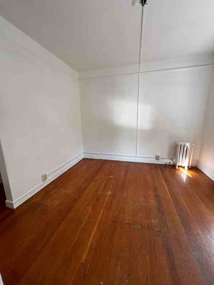 1120 Pine St ##203 - Photo 2 of 4