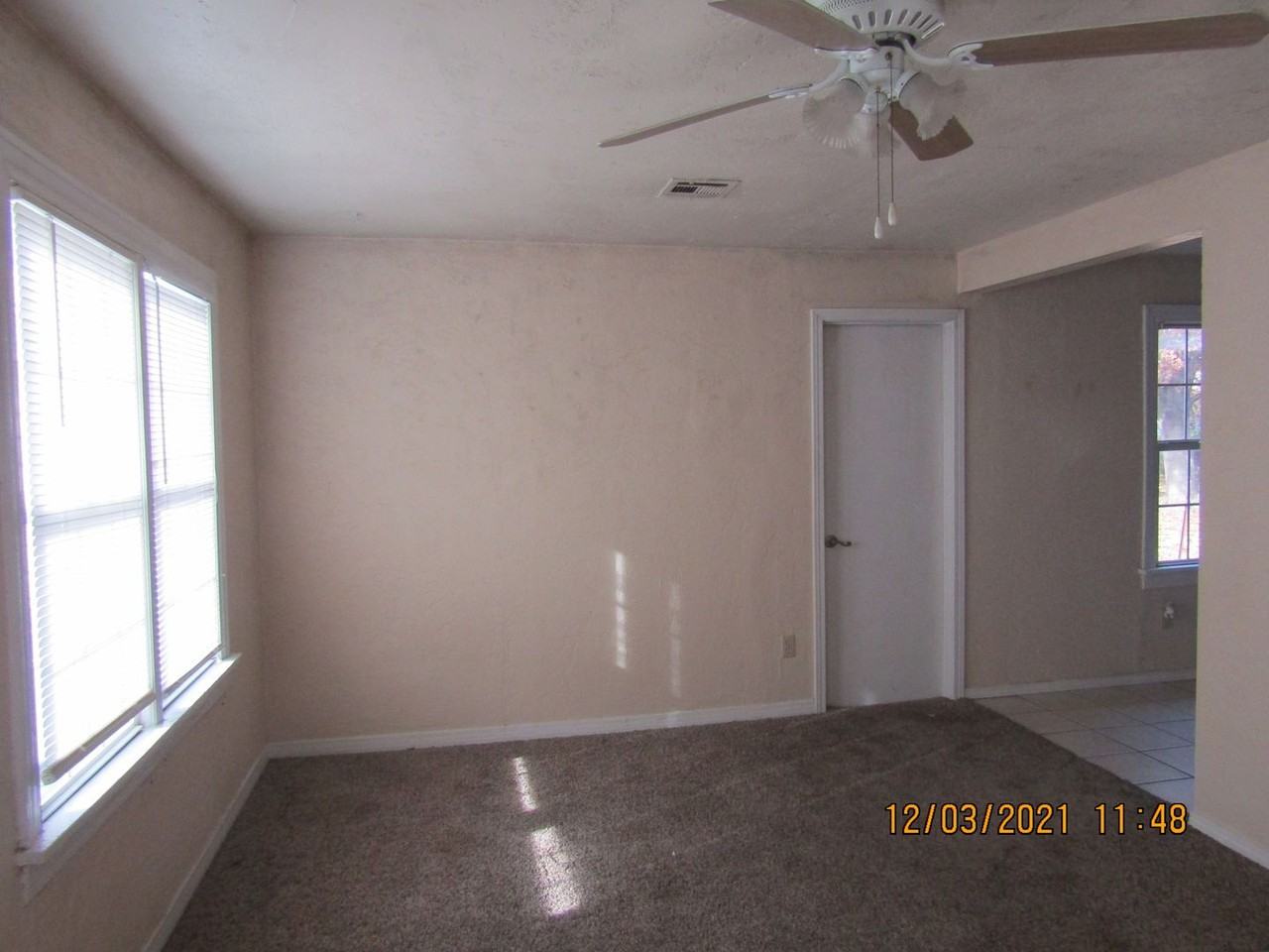 2209 Nw Crosby Ave - Photo 3 of 16