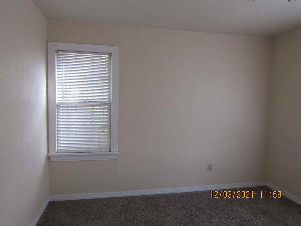 2209 Nw Crosby Ave - Photo 7 of 16