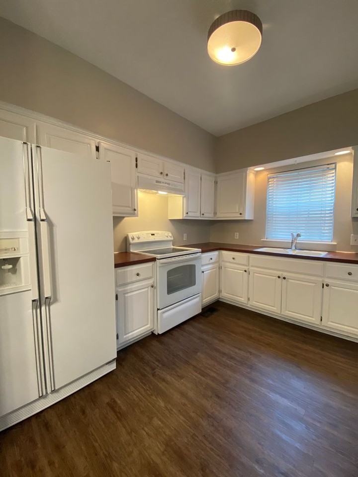 6228 E 78th Pl - Photo 7 of 23