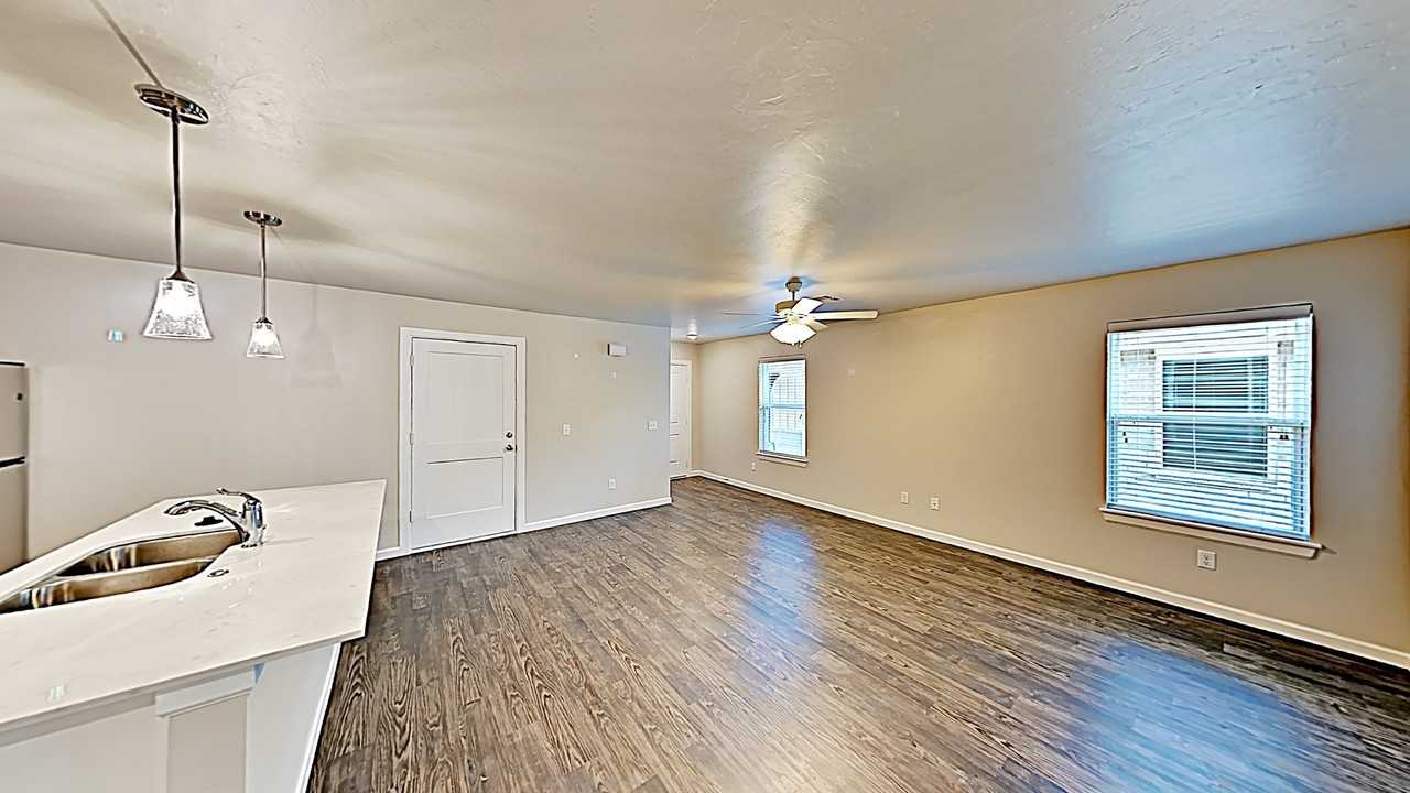 4923 Avion Ct - Photo 7 of 19