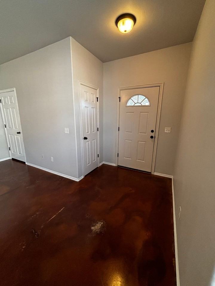 1857 Post Oak Rd - Photo 3 of 29