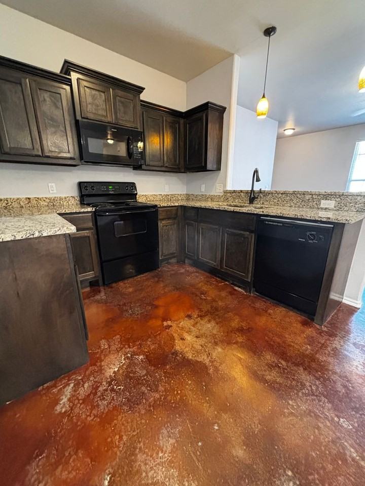 1857 Post Oak Rd - Photo 4 of 29