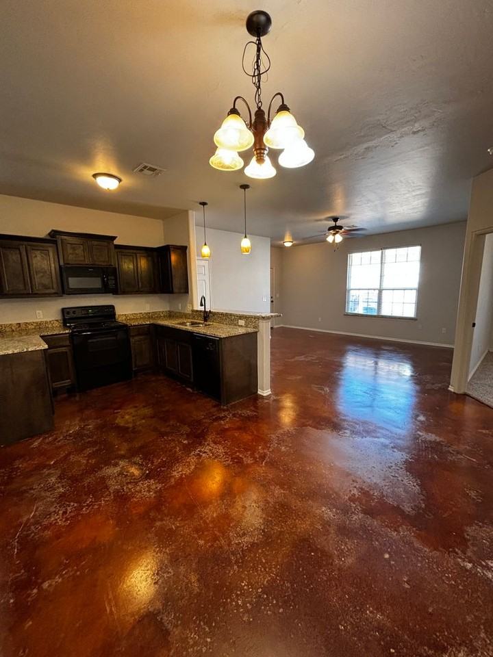 1857 Post Oak Rd - Photo 6 of 29