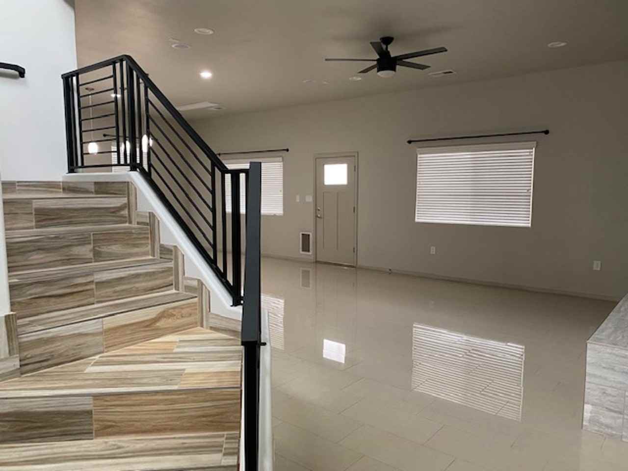 13719 Covered Wagon Se - Photo 2 of 16