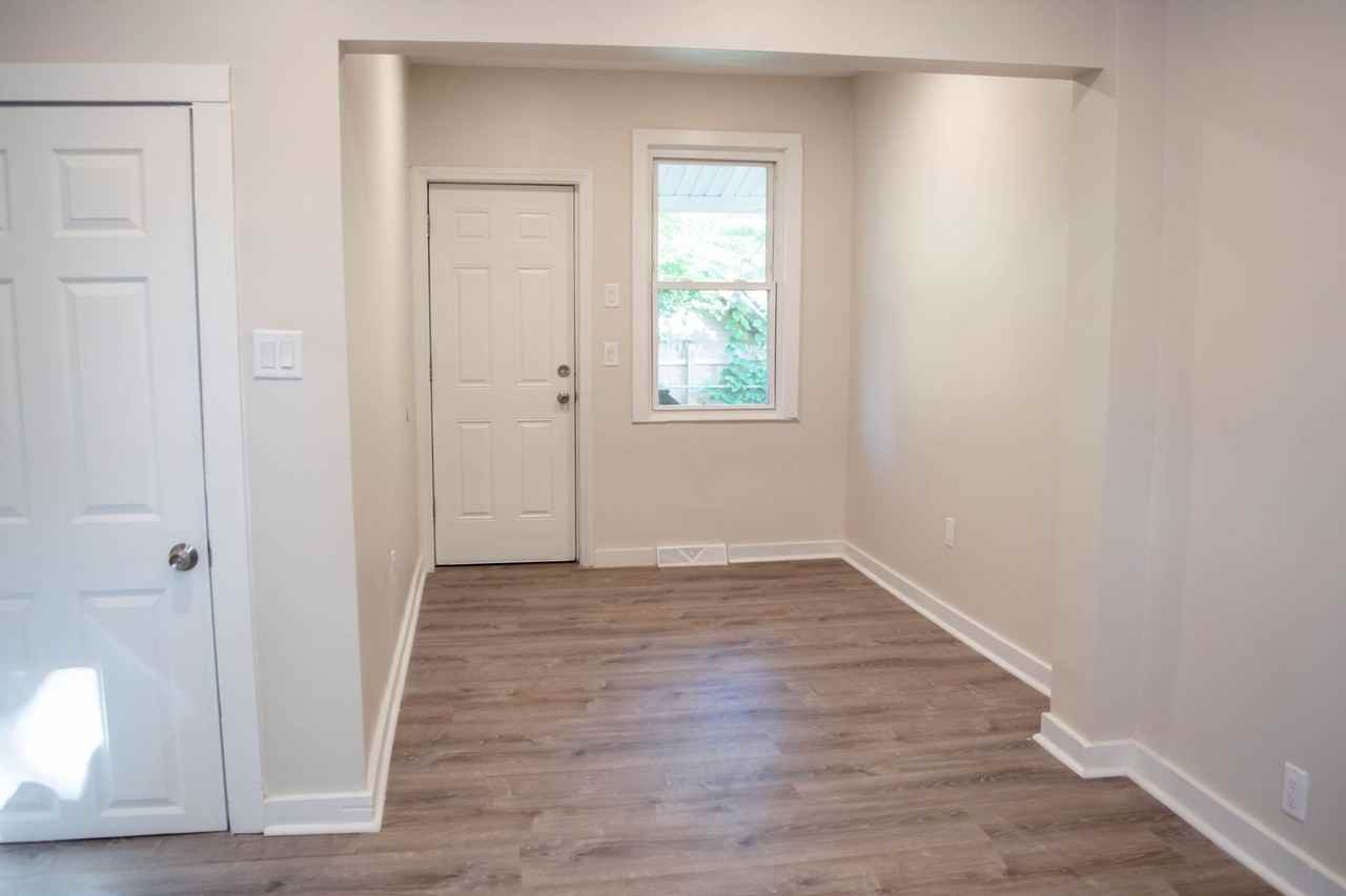 17 Market St - Photo 6 of 17