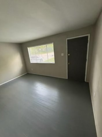 10353 Duke Dr - Photo 2 of 15