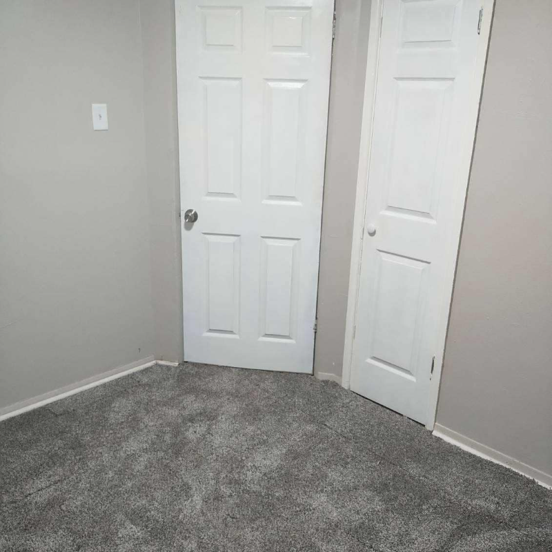 10353 Duke Dr - Photo 4 of 15