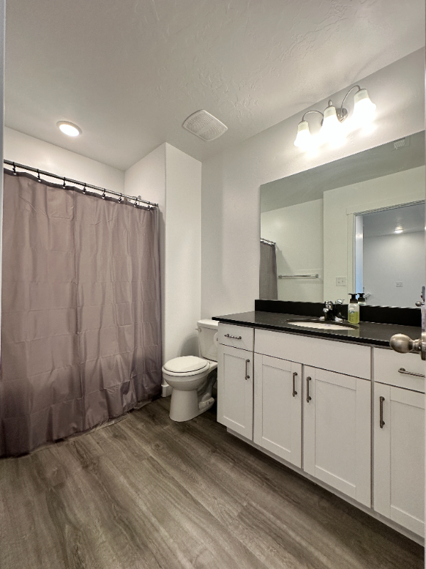 1089 E Waterway Ln - Photo 4 of 12