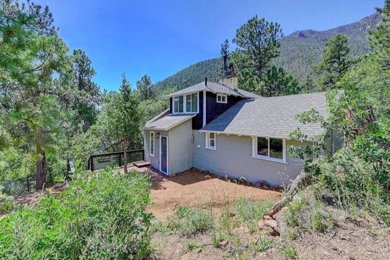 8255 Oak St - Photo 2 of 20