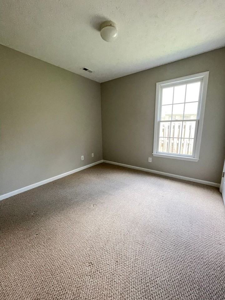 6307 Foxglenn Dr - Photo 7 of 14