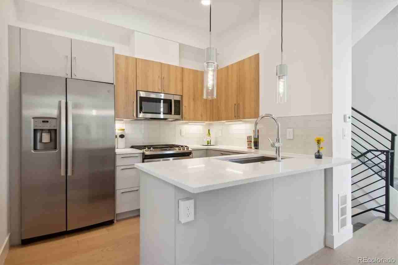 1300 Osceola St - Photo 2 of 20