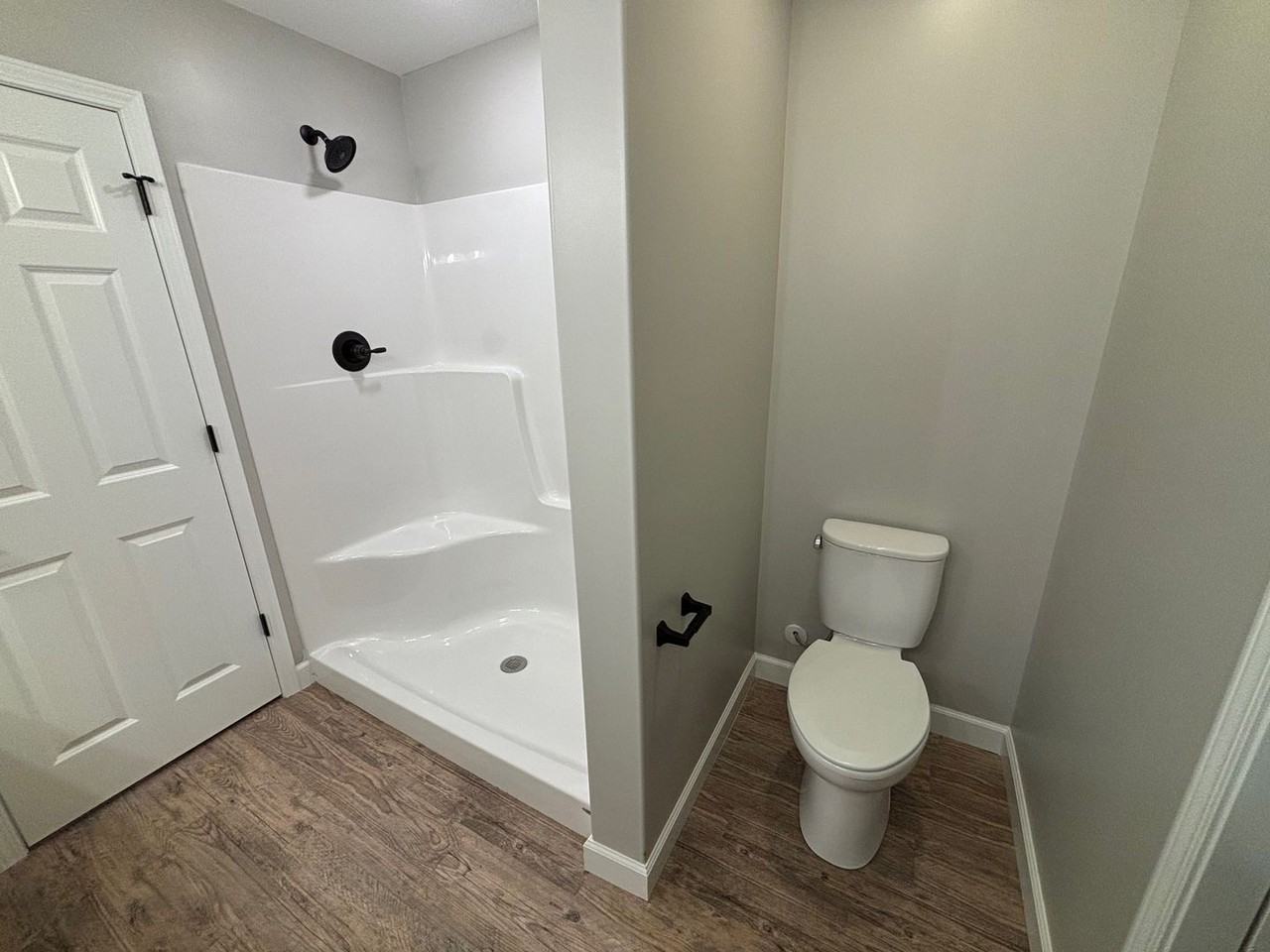 1616 Hill Valley Dr - Photo 7 of 13