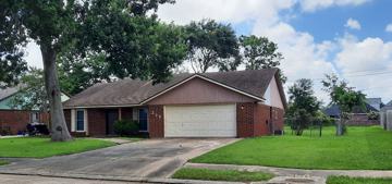 featured image of 209 Basswood St #NA