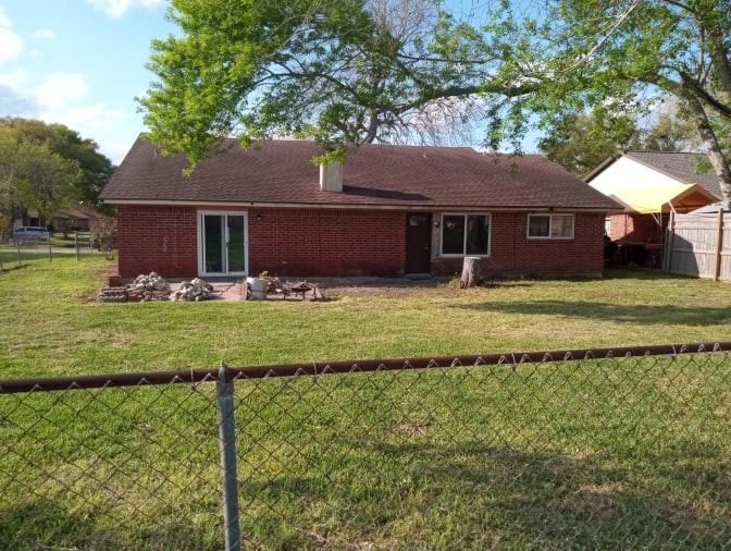 209 Basswood St #NA - Photo 6 of 15