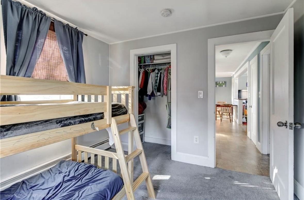 29 Sherwood Rd #2 - Photo 7 of 8