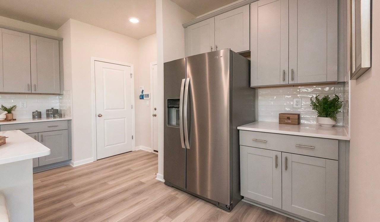 745 Gabby Pt Sw #0 - Photo 4 of 12