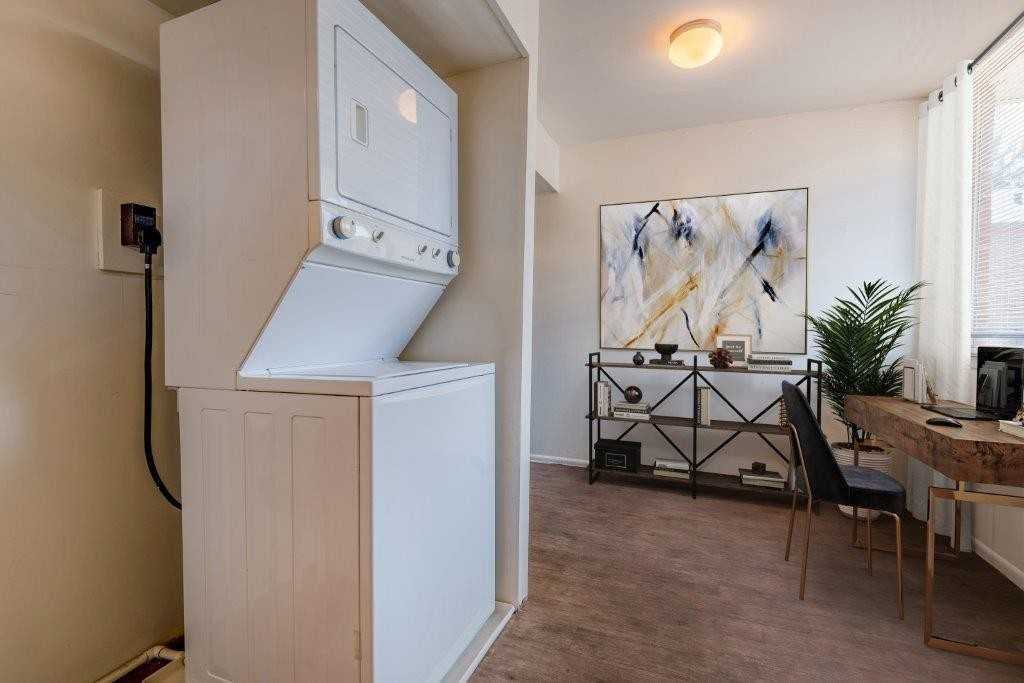 Briarwood Apartments and Townhomes - Photo 7 of 30