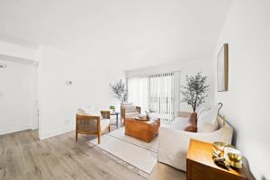 featured image of 1515 E Rosecrans Ave