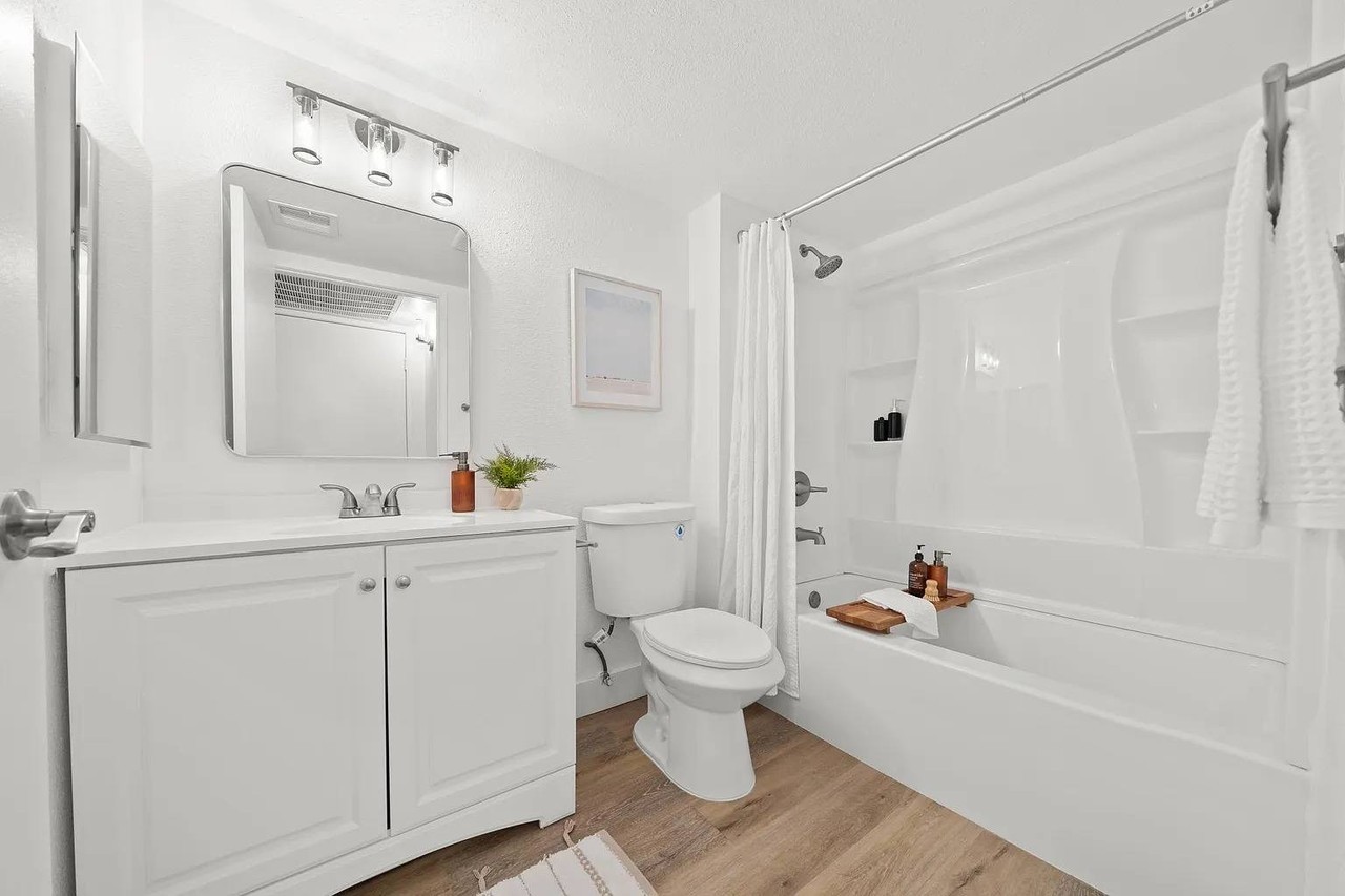 1515 Rosecrans Ave - Photo 6 of 23