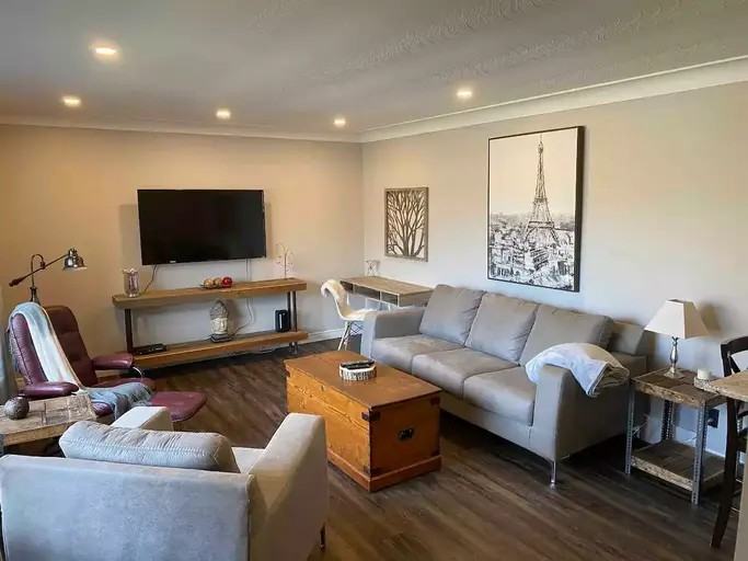 100 Jones Ave - Photo 2 of 16