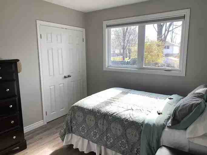 100 Jones Ave - Photo 3 of 16
