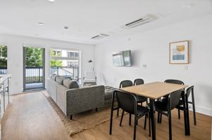 featured image of 1126 9th St Nw