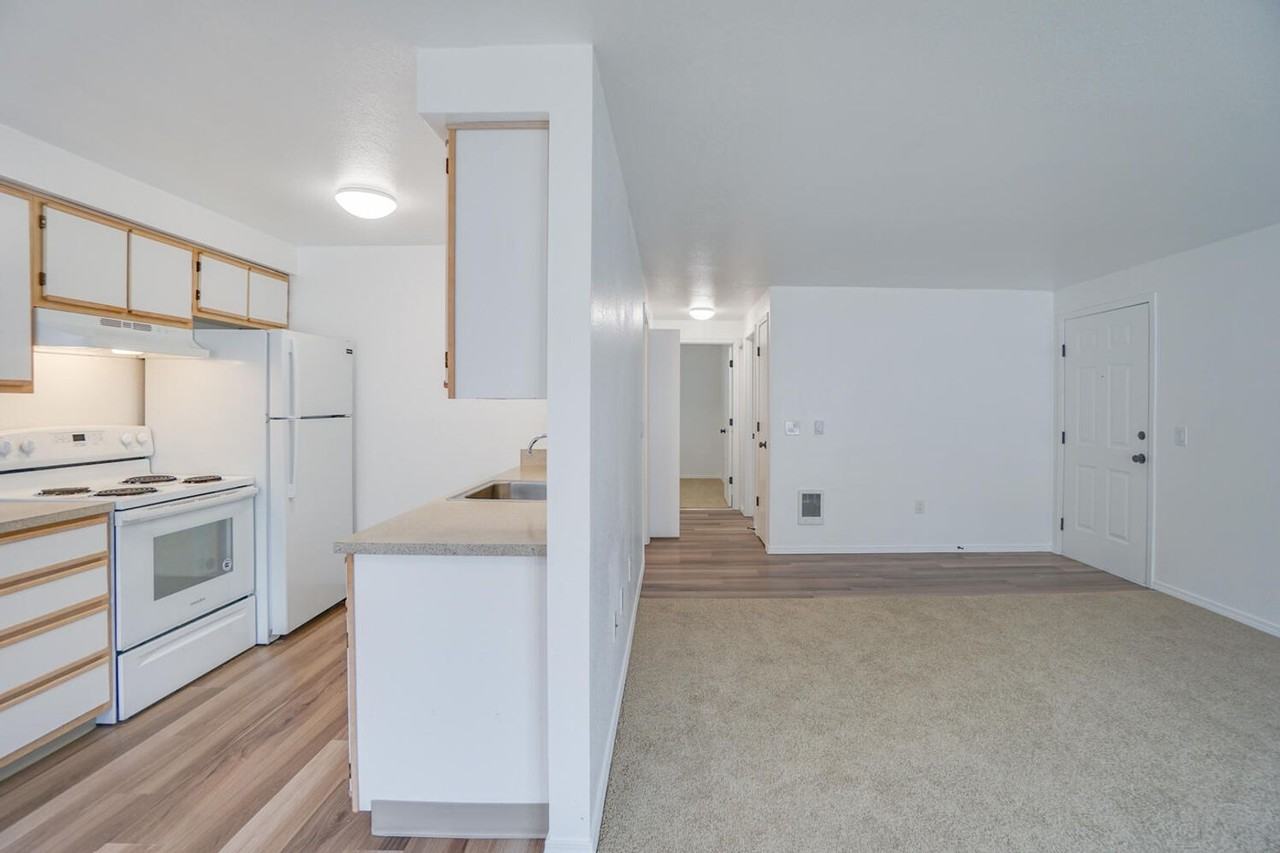 New Heritage Village - Photo 4 of 34