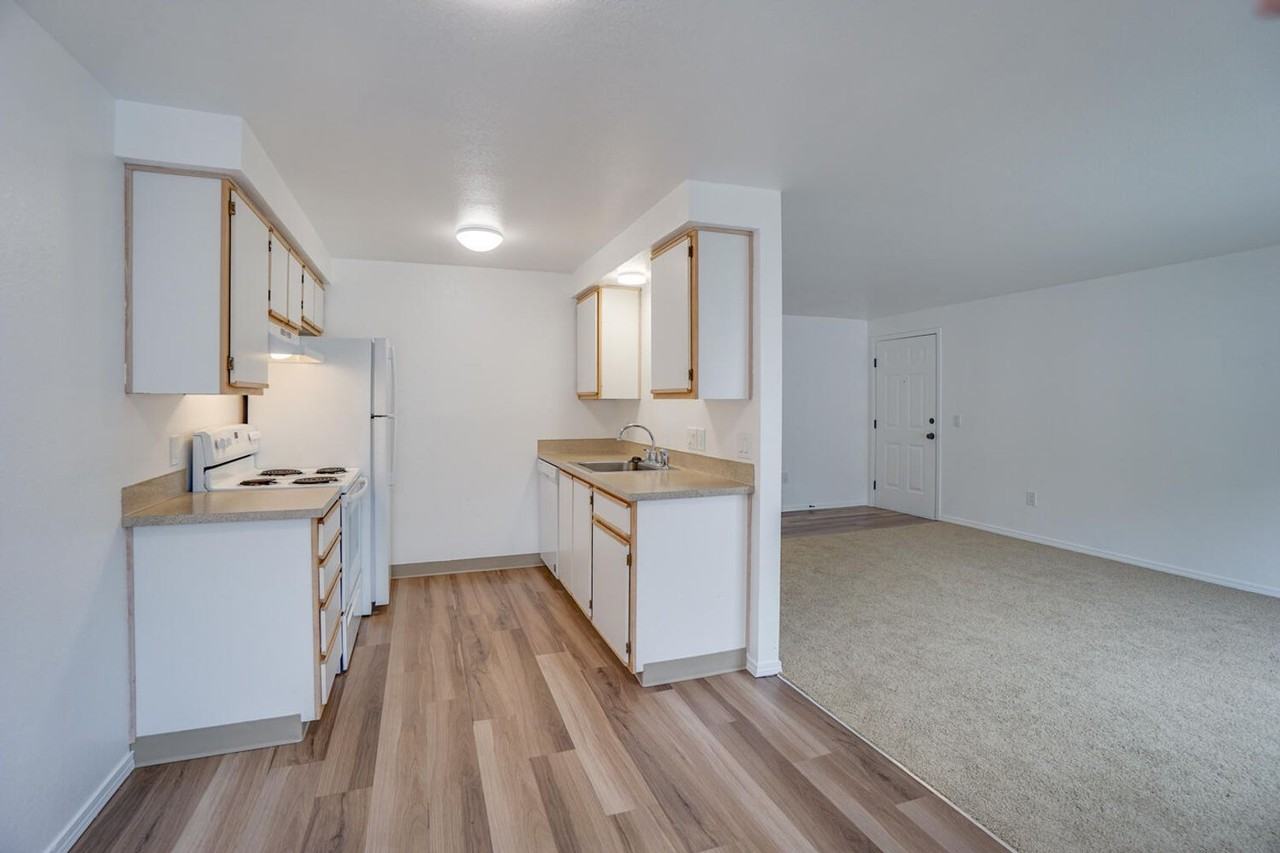 New Heritage Village - Photo 7 of 34