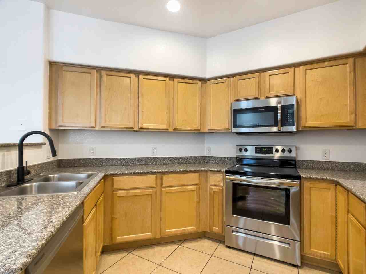 Fringe on 61st - Photo 2 of 50