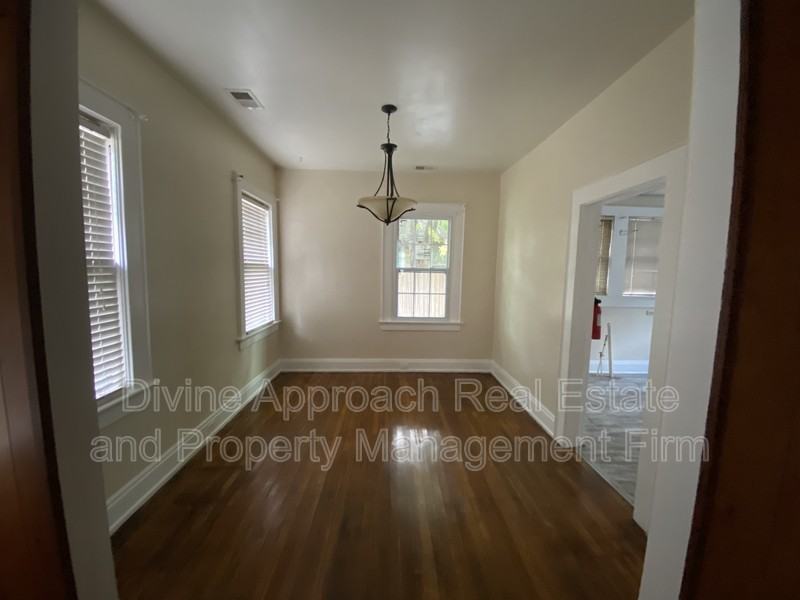 5001 Farrell Ave - Photo 6 of 13