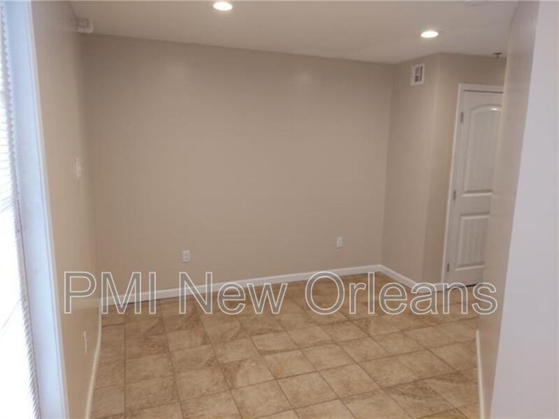 3100 17th St #G - Photo 2 of 10