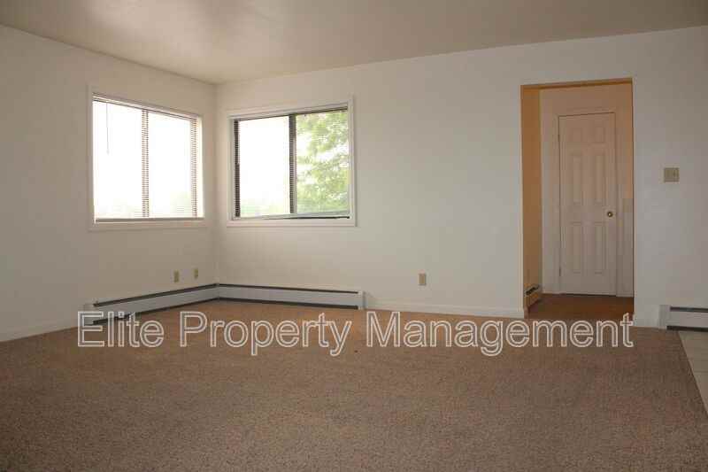 212 W Palmer Lake Dr - Photo 3 of 13