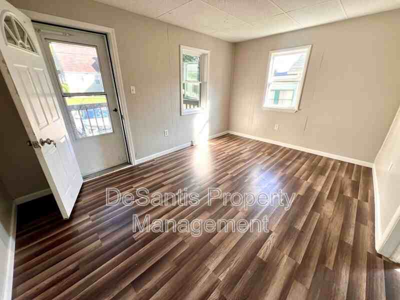 2705 20th Street Ext - Photo 2 of 13