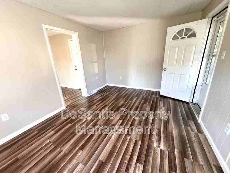 2705 20th Street Ext - Photo 3 of 13