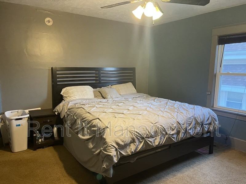 2595 Evans St - Photo 4 of 15