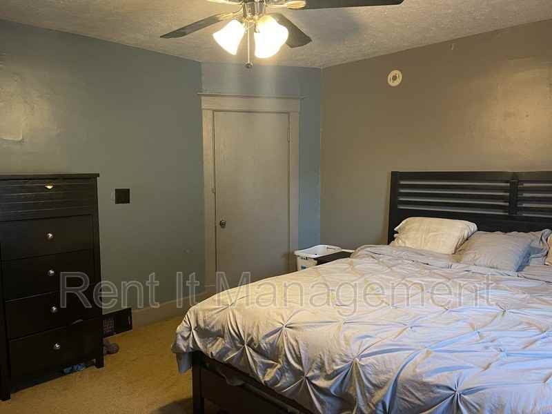 2595 Evans St - Photo 5 of 15