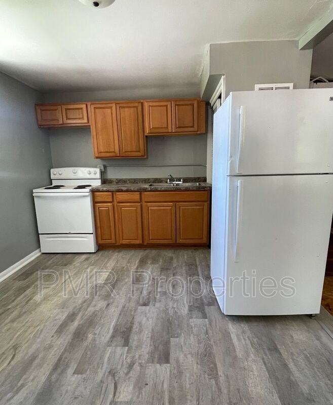 2724 N Broadway #12 - Photo 2 of 6