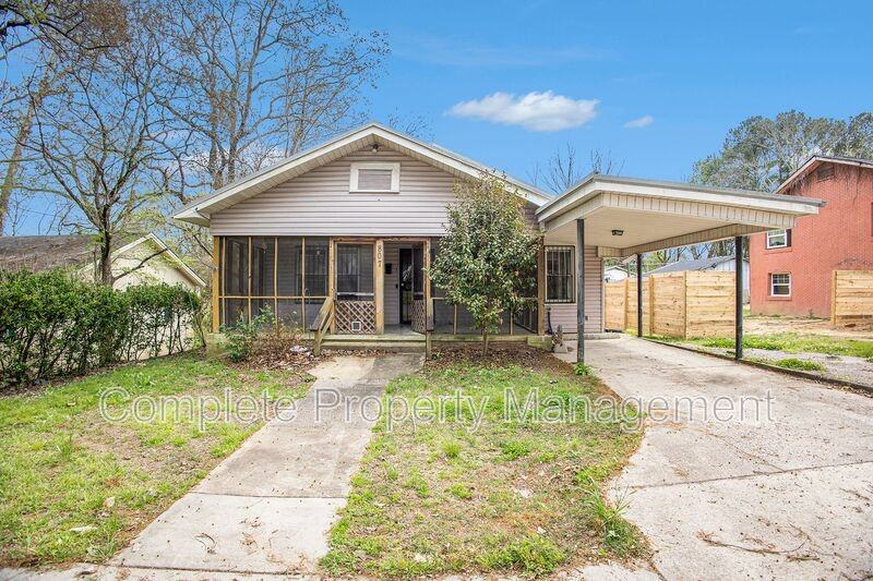 807 12th Ave - Photo 2 of 20