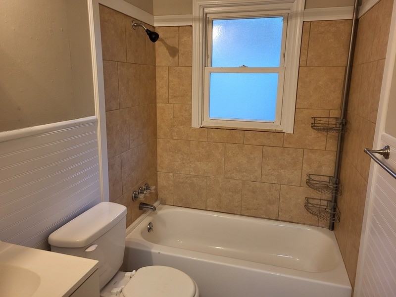 400 E Talleyrand Ave #C - Photo 7 of 9